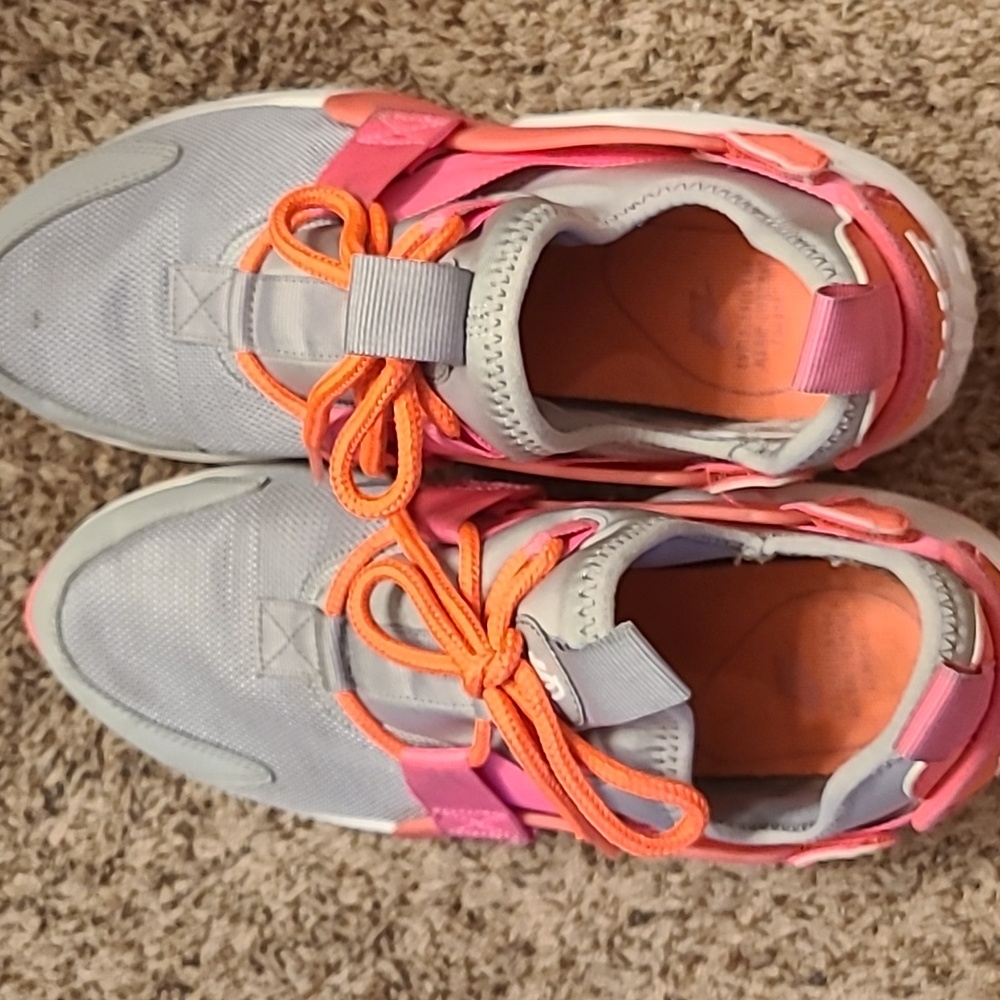 Womens Nike Air Huarache City Low Shoes - Picture 5 of 7